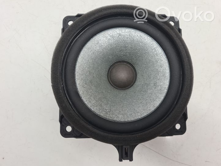 Hyundai Santa Fe Front door speaker 963302W100