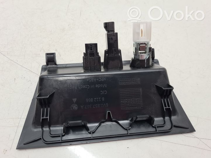 Skoda Fabia Mk3 (NJ) Connecteur/prise USB 6V0857367A