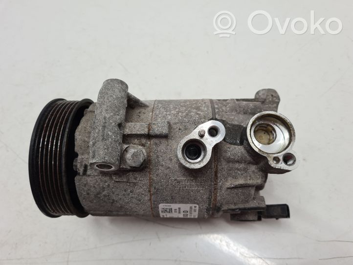 Skoda Fabia Mk3 (NJ) Compressore aria condizionata (A/C) (pompa) 5Q0820803D