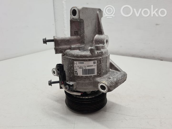 Dacia Sandero Compressore aria condizionata (A/C) (pompa) T99133AA
