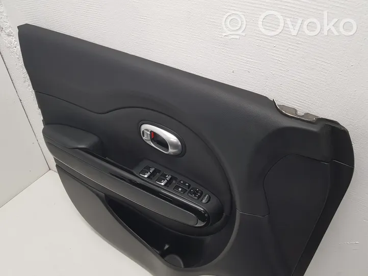 KIA Soul Rivestimento del pannello della portiera anteriore 82310B2000