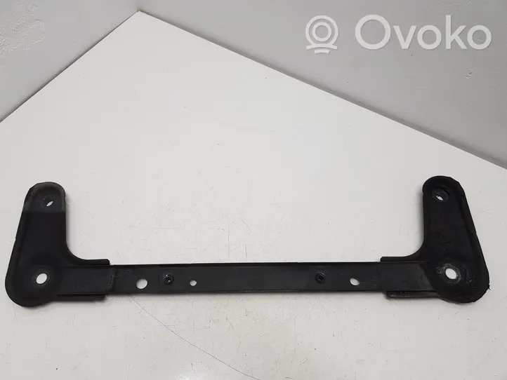 Renault Captur Panel mocowanie chłodnicy / dół 