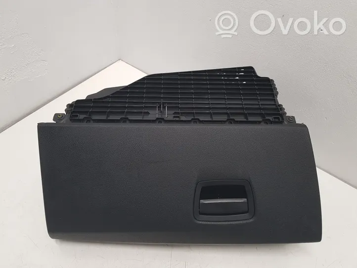 BMW 5 F10 F11 Glove box set 51169173907