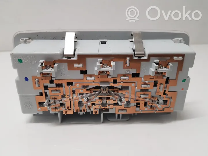 Opel Meriva B Światło fotela przedniego 22774316