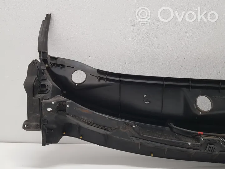 Nissan Note (E11) Rivestimento del tergicristallo 668629U100