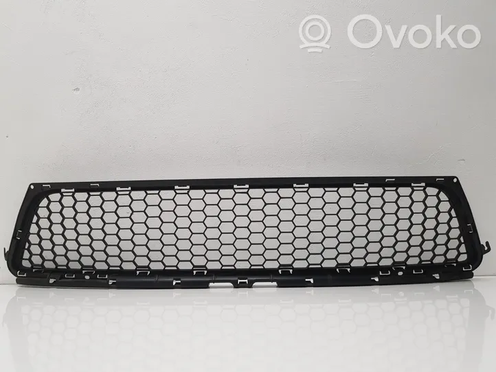 Dacia Sandero Grille inférieure de pare-chocs avant 8200735103