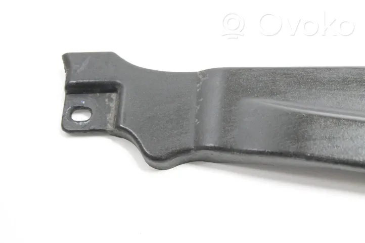 Mazda RX8 Staffa del pannello di supporto del radiatore F189501U1