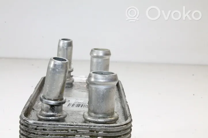 Volvo V40 Radiatore dell’olio trasmissione/cambio 31319313