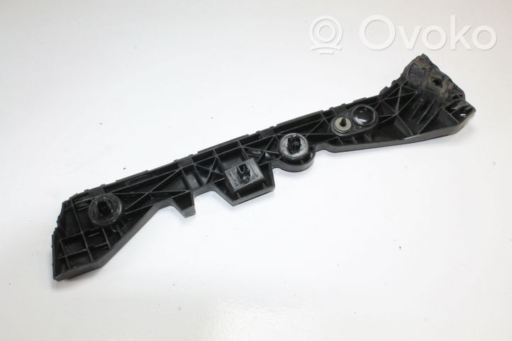 Mazda 3 II Support de coin de pare-chocs BHN1502J1