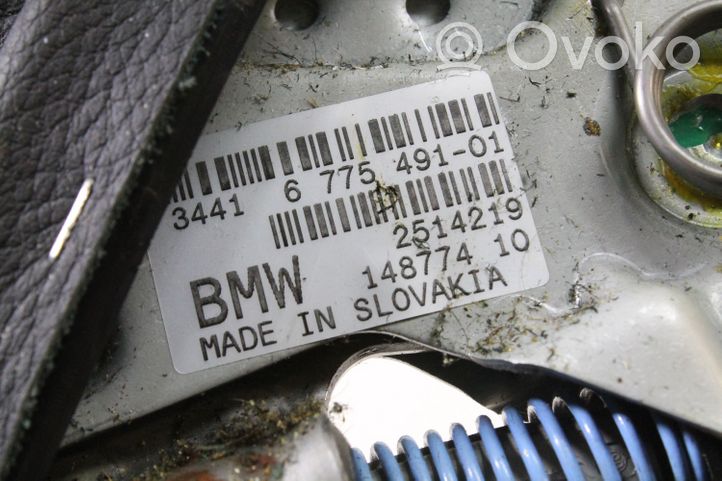 BMW 6 E63 E64 Käsijarrun vapautuskahva 6775491