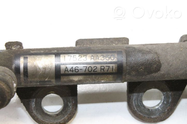 Subaru Impreza I Kraftstoffverteiler Einspritzleiste Verteilerrohr 17523AA360