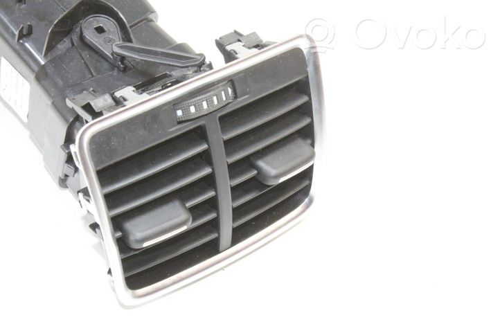 Audi Q3 8U Altra parte interiore 8U0819203