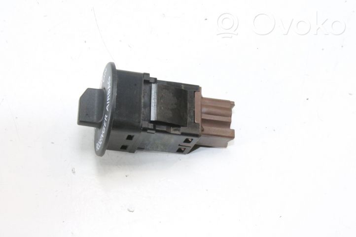 Renault Captur Passenger airbag on/off switch 681995290R