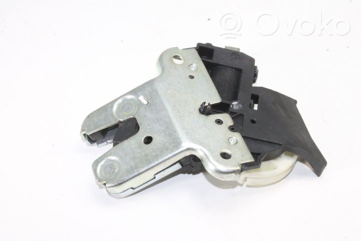 Audi A4 S4 B7 8E 8H Blocco/chiusura/serratura del portellone posteriore/bagagliaio 4F5827505D