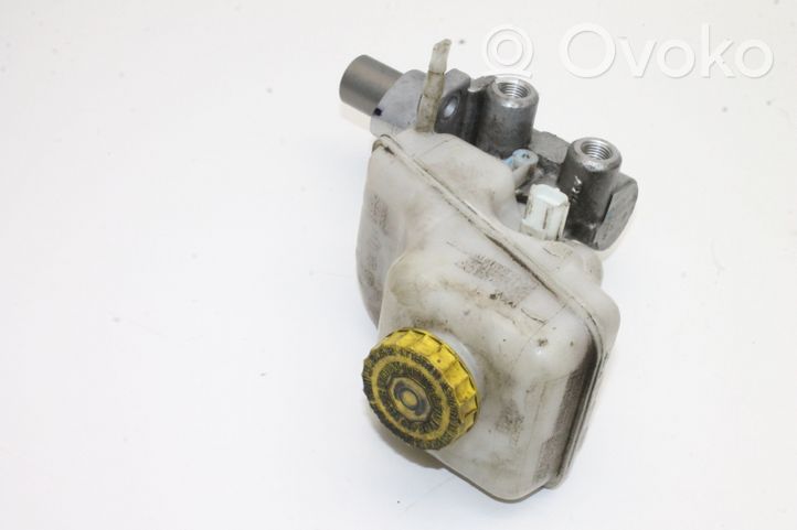 Chrysler 300C Master brake cylinder 