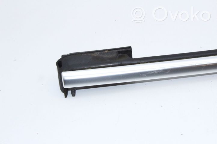 Audi A5 8T 8F Moulures des vitres de la porte arrière 8F0853764E