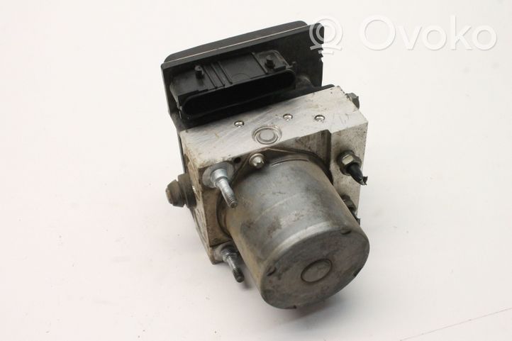 Nissan Note (E11) ABS-pumppu 476609U40A