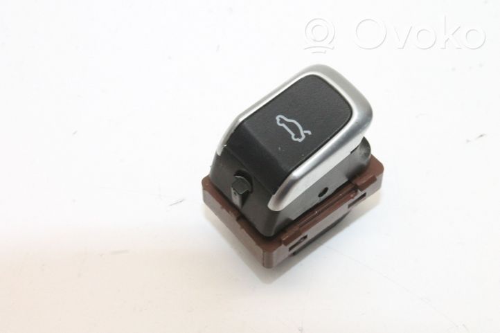 Audi A5 8T 8F Bouton interrupteur ouverture du coffre 8K0959831B