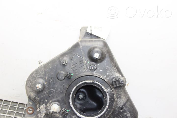 Audi A6 S6 C7 4G Serbatoio vaschetta liquido AdBlue 4G0131877F