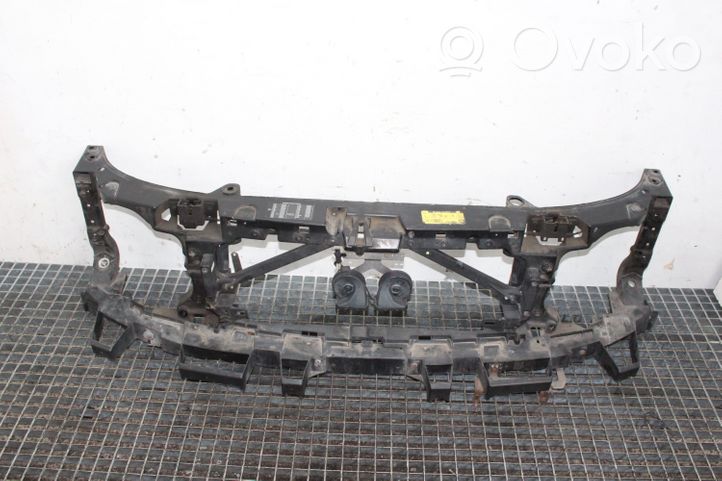 Land Rover Range Rover Sport L320 Staffa del pannello di supporto del radiatore parte superiore 