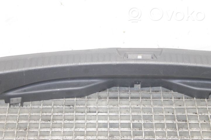 Nissan Qashqai+2 Rivestimento di protezione sottoporta del bagagliaio/baule 84992JD00A