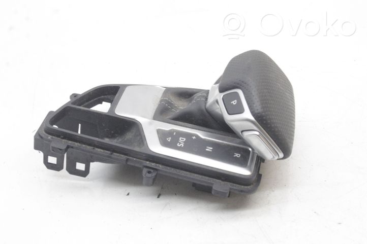 Audi A5 Rivestimento in pelle/manopola della leva del cambio 8W2713111C