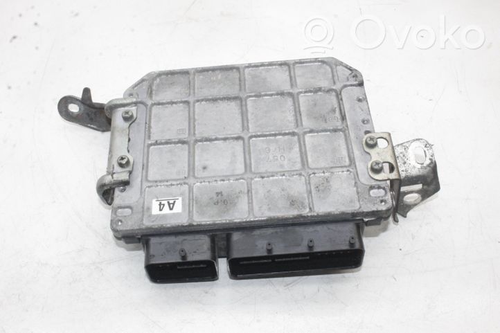 Toyota Prius+ (ZVW40) Variklio valdymo blokas 8966147480