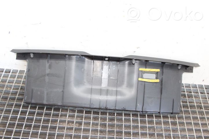 Nissan 350Z Rivestimento di protezione sottoporta del bagagliaio/baule 84992CD000