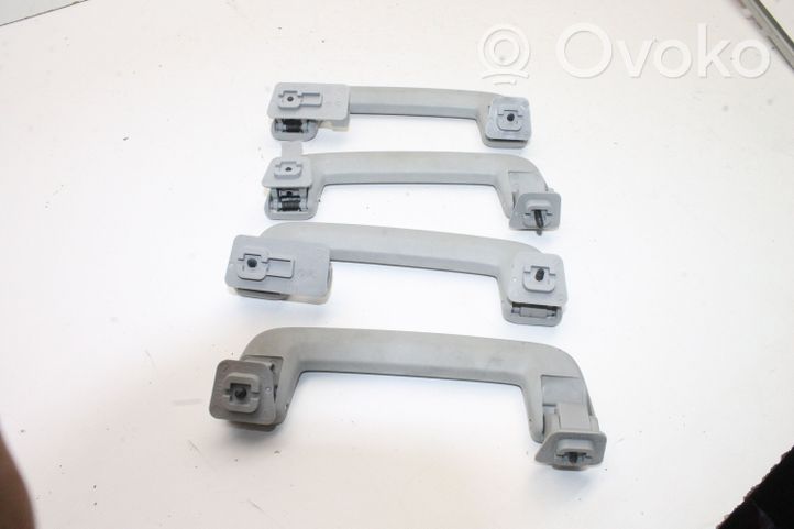 Jaguar XF X250 Un set di maniglie per il soffitto 8X23F045C96B