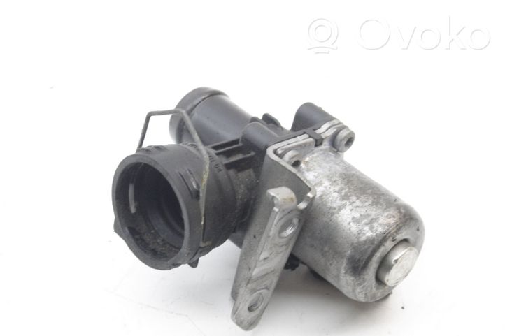 Mercedes-Benz C W204 Alloggiamento termostato A2712030164