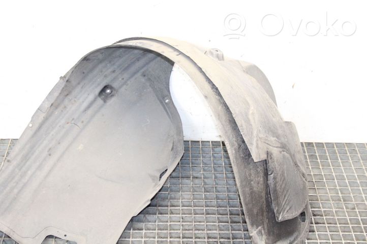 Chrysler 300 - 300C Rivestimento paraspruzzi passaruota anteriore 