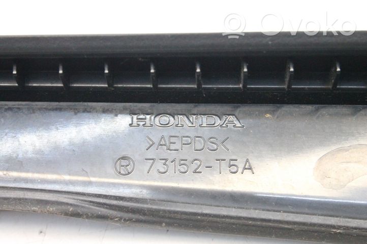Honda Jazz Listwa szyby czołowej / przedniej 73152T5A