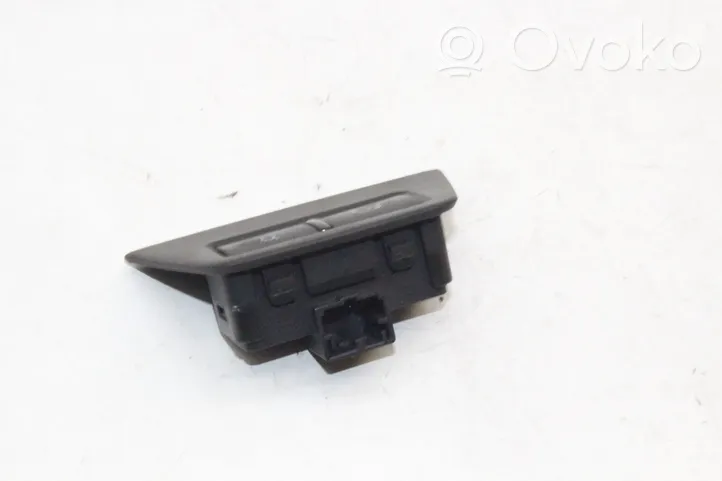 Audi Q7 4L Bouton interrupteur ouverture du coffre 4L2959833