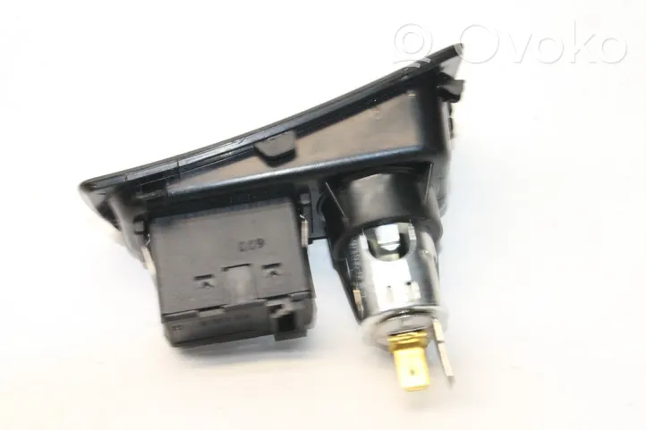 BMW 1 E82 E88 Câble adaptateur AUX 6930561