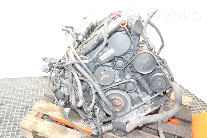 Audi Q7 4L Двигатель BUG