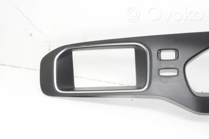 Volvo V40 Garniture de tableau de bord 31393364