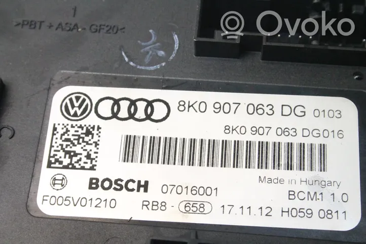 Audi A4 S4 B8 8K Komputer / Sterownik ECU i komplet kluczy 8K5907115