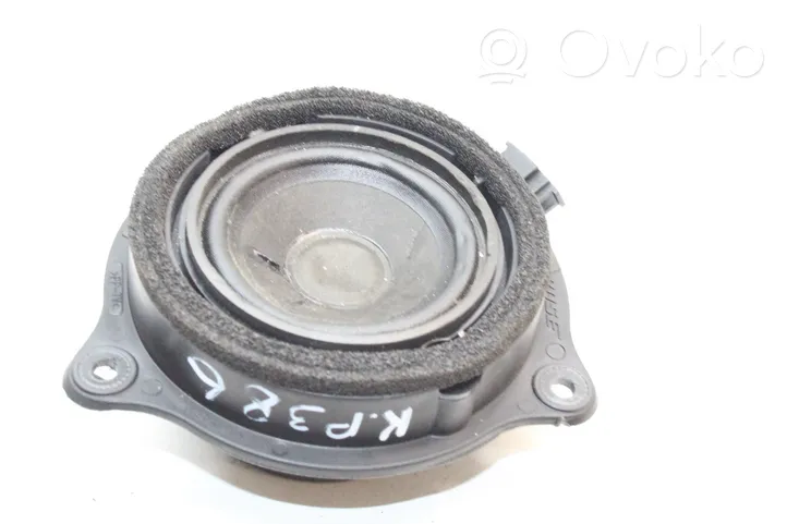 Audi TT TTS Mk2 Garsiakalbis (-iai) priekinėse duryse 4F0035411E