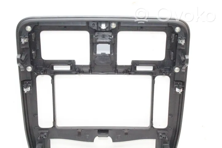 Nissan Leaf I (ZE0) Rivestimento del vano portaoggetti del cruscotto 682603NL0A