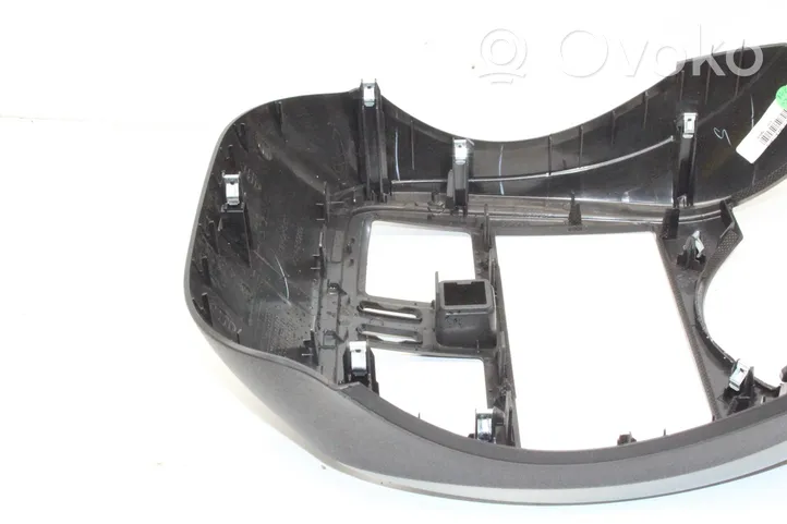 Nissan Micra Rivestimento del vano portaoggetti del cruscotto 682603HN0A