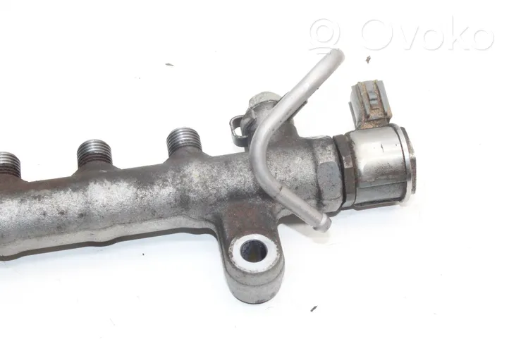 Subaru Outback (BS) Tuyau de conduite principale de carburant 