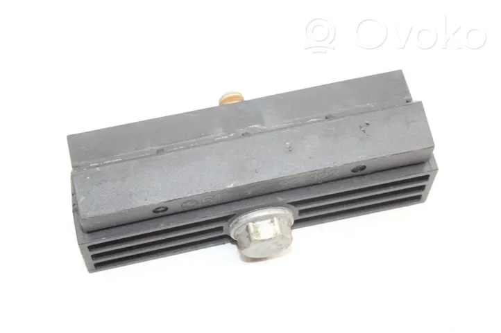 BMW 6 F06 Gran coupe Battery bracket 7592923