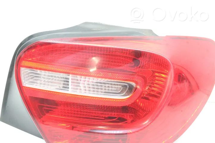 Mercedes-Benz A W176 Lampa tylna A1769060200