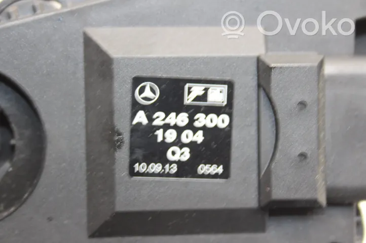 Mercedes-Benz A W176 Pedał gazu / przyspieszenia A2463001904