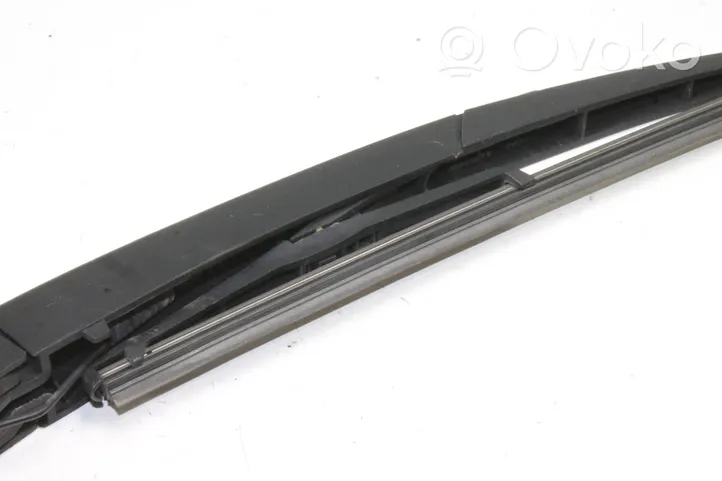 Renault Captur Rear wiper blade arm 