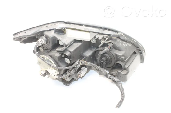 Lexus RX 330 - 350 - 400H Lampa przednia 