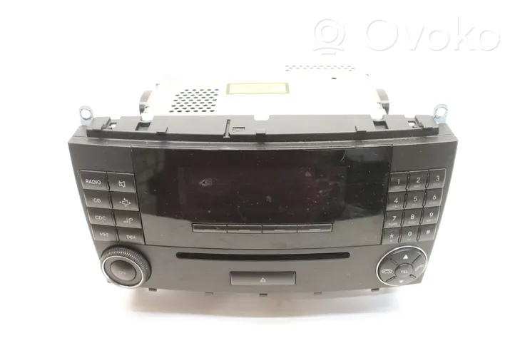 Mercedes-Benz CLK A209 C209 Unità principale autoradio/CD/DVD/GPS A2098206589