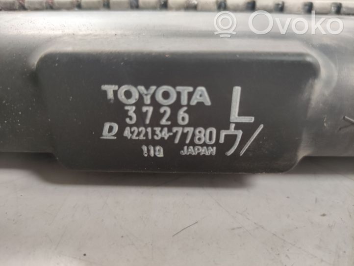 Toyota Prius+ (ZVW40) Jäähdyttimen lauhdutin 4221347780