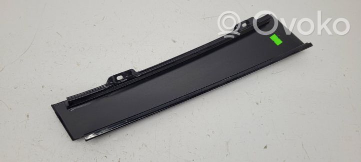 Volkswagen Jetta V Rear door glass trim molding 1k5839902