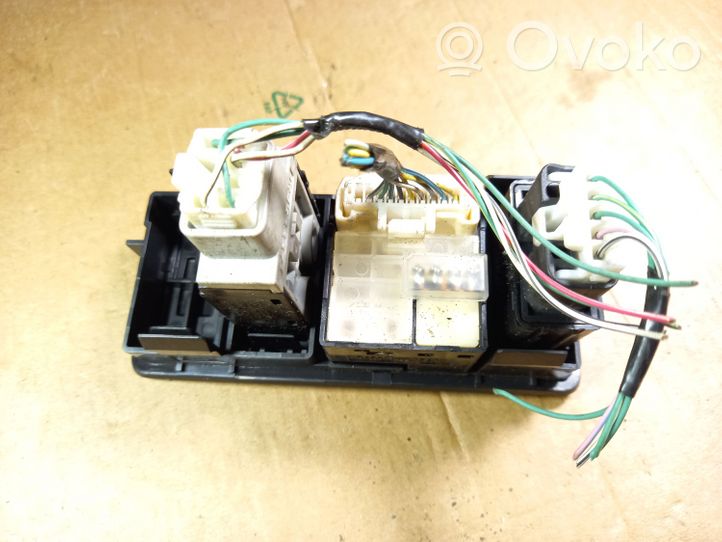 Toyota Avensis T250 Kit interrupteurs 183575